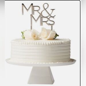 Silver MR & MRS Cake Topper
